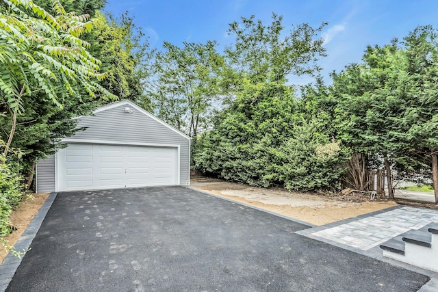 193 Beech St, Floral Park, NY 11001 - photo 26