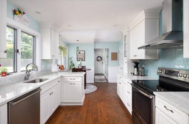 28 Madeley Ln, Stony Brook, NY 11790 - photo 1