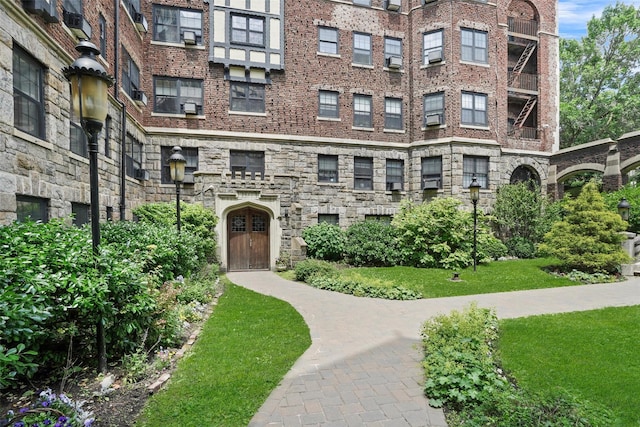 295 N Broadway Unit 27, Yonkers, NY 10701 - view of building exterior