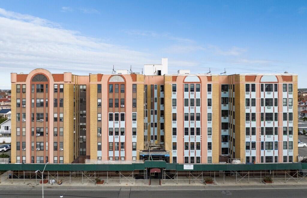 25 W Broadway Unit 214, Long Beach, NY 11561 - photo 1