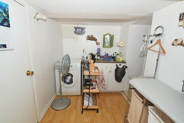 8102 164th Pl, Jamaica Hills, NY 11432 - photo 27