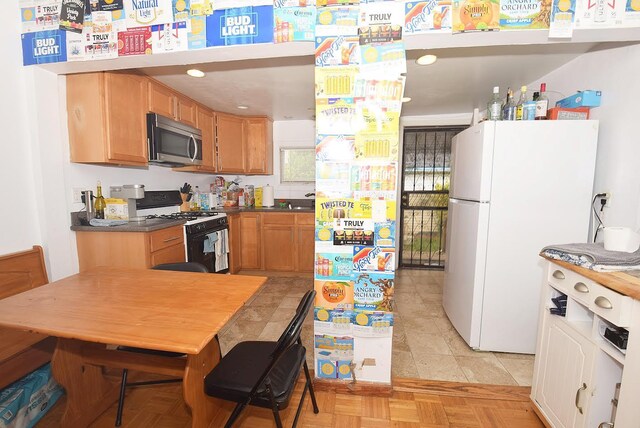 8102 164th Pl, Jamaica Hills, NY 11432 - photo 26