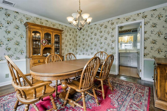 1310 Surrey Pl, Rockville Centre, NY 11570 - photo 14