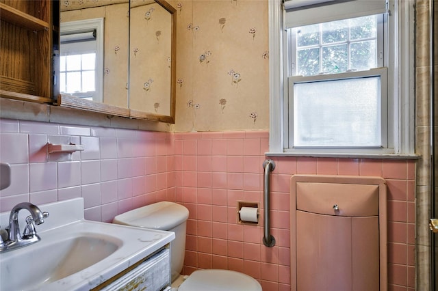 1310 Surrey Pl, Rockville Centre, NY 11570 - photo 19