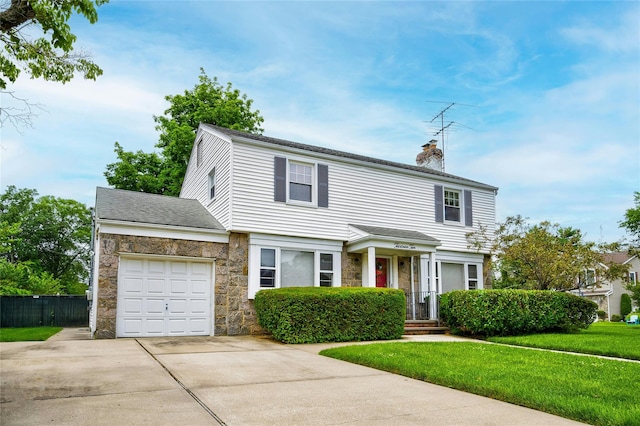 1310 Surrey Pl, Rockville Centre, NY 11570 - photo 32