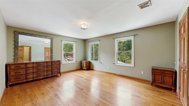 25001 Elkmont Ave, Bellerose, NY 11426 - photo 19