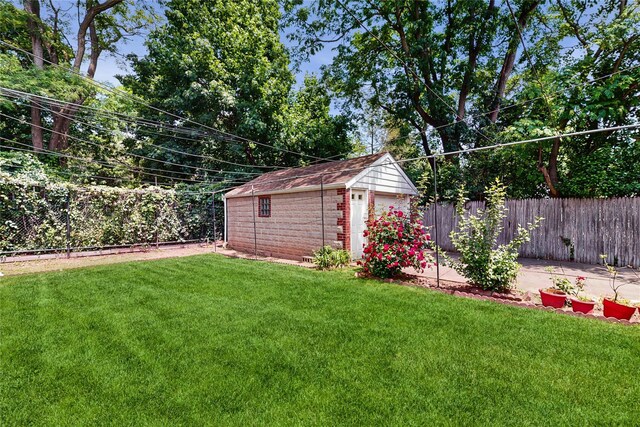 25001 Elkmont Ave, Bellerose, NY 11426 - photo 36