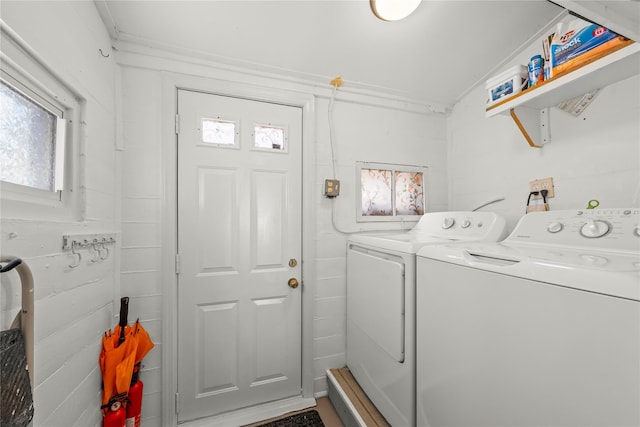 21-38 73rd St, Astoria, NY 11370 - laundry area featuring independent washer and dryer