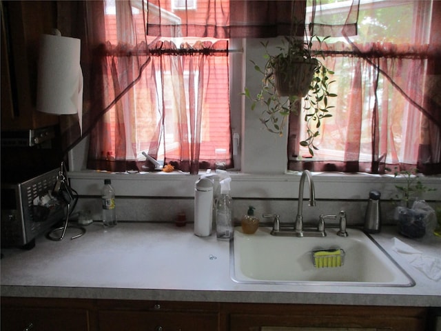 6 Ryder Pl, East Rockaway, NY 11518 - photo 4