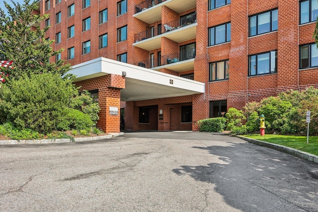 16 Rockledge Unit 3L-1, Ossining, NY 10562 - view of apartment building / complex