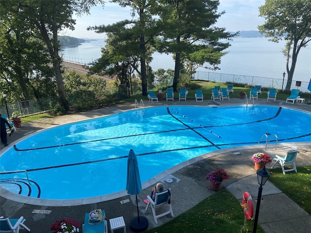 16 Rockledge Unit 3L-1, Ossining, NY 10562 - community pool with a water view