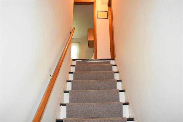 25 Alda Dr, Poughkeepsie, NY 12603 - view of staircase