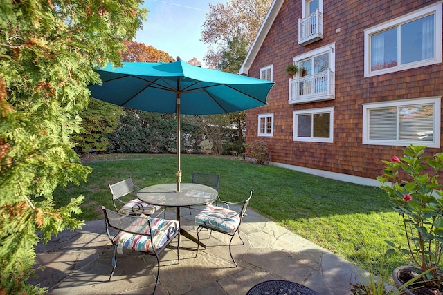 2 Goldwin St, Rye, NY 10580 - view of patio with outdoor dining space