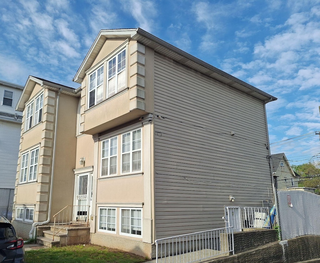 115 S Ave, Staten Island, NY 10303 - photo 2