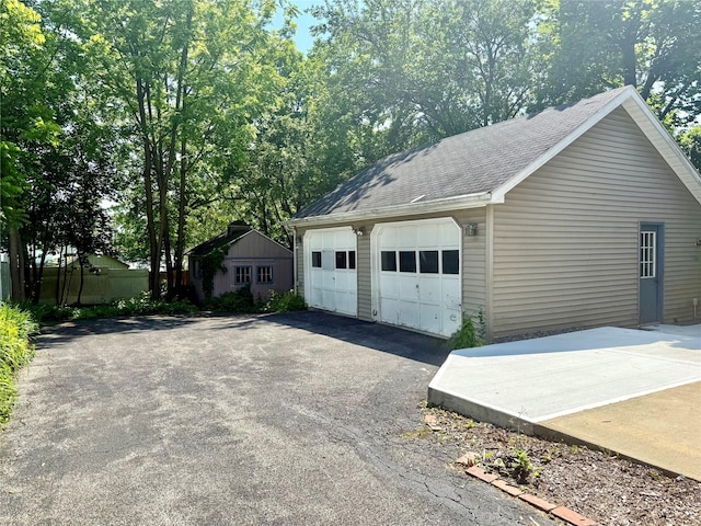 281 Union Ave, New Windsor, NY 12553 - view of detached garage