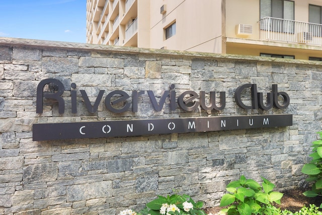 1155 Warburton Ave Unit 4G, Yonkers, NY 10701 - view of community sign