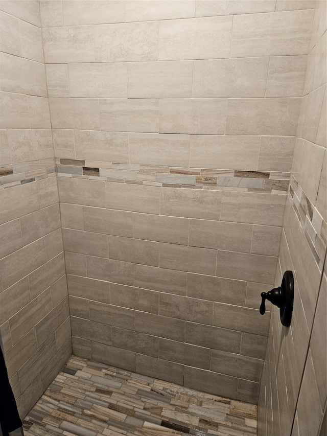 526 Hazel Dr, Woodmere, NY 11598 - bathroom featuring tiled shower