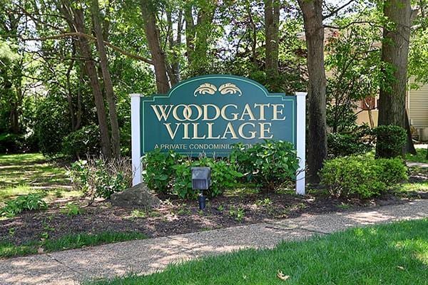 223 Springmeadow Dr Unit E, Holbrook, NY 11741 - view of community / neighborhood sign