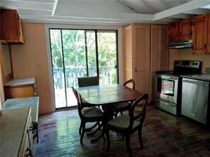 71 Honeywell Ln, Hyde Park, NY 12538 - dining space with vaulted ceiling