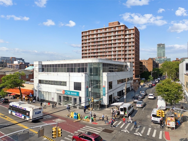 134-54 Maple Ave Unit 3W, Flushing, NY 11355 - view of property featuring a view of city