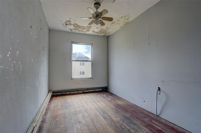 161 Wright St, Staten Island, NY 10304 - empty room featuring a ceiling fan and wood-type flooring