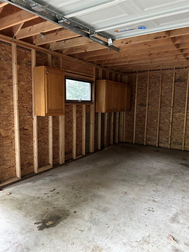11 Fox Holw, Hillburn, NY 10931 - view of garage