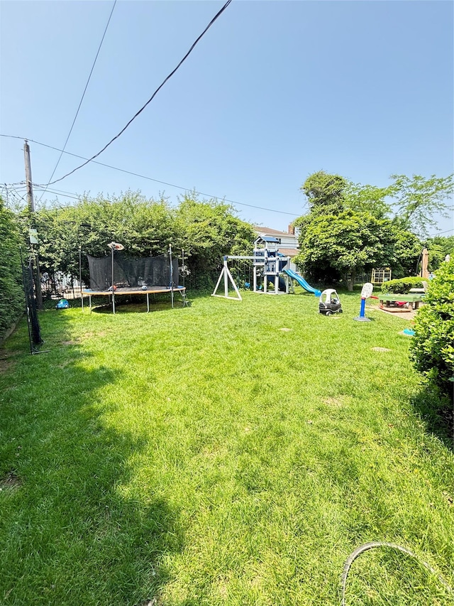 6 Valley Ln E, North Woodmere, NY 11581 - photo 4