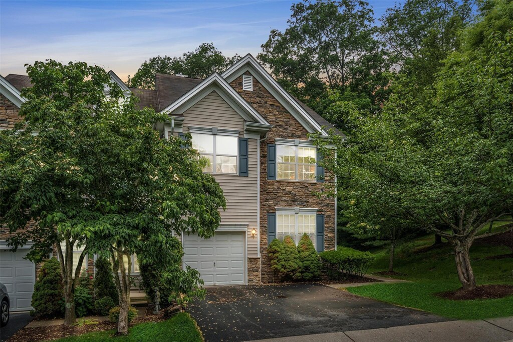 54 Barr Ln, Monroe, NY 10950 - photo 1