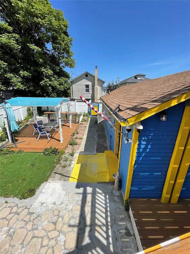 57 Pennyfield Cp, Bronx, NY 10465 - exterior view of a shingled roof