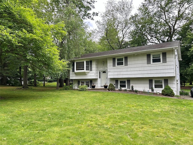7 S Van Dyke Ave, Airmont, NY 10901 - split foyer home with a front yard