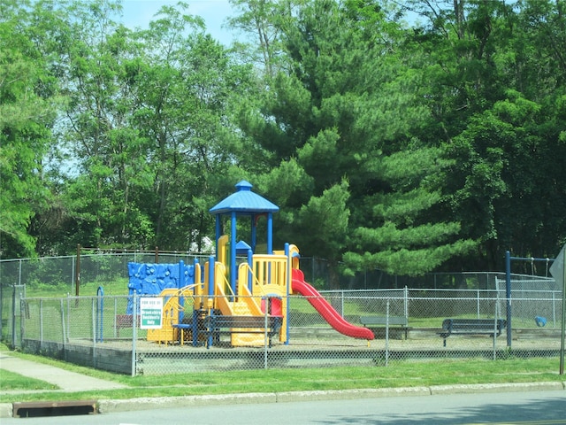 1 Brook Dr Unit 13, Washingtonville, NY 10992 - view of community play area