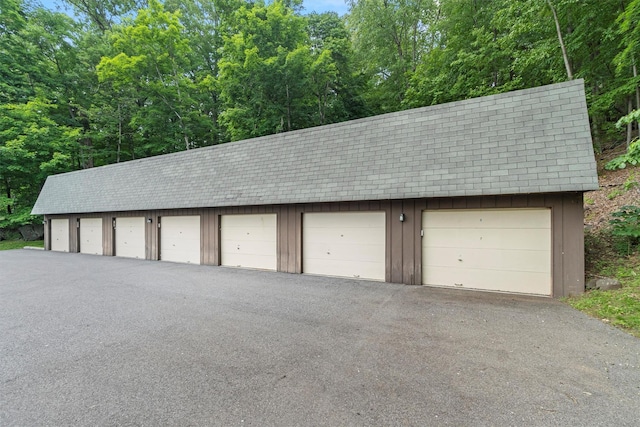 341 Furnace Dock Rd Unit 30, Cortlandt Manor, NY 10567 - view of garage
