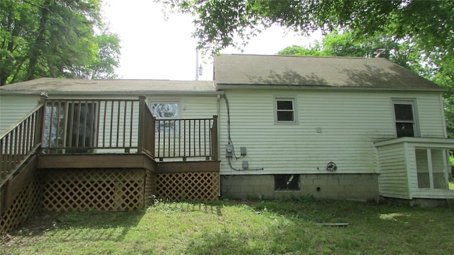 231 Lakeview Rd, Wappingers Falls, NY 12590 - back of property with a deck and roof with shingles