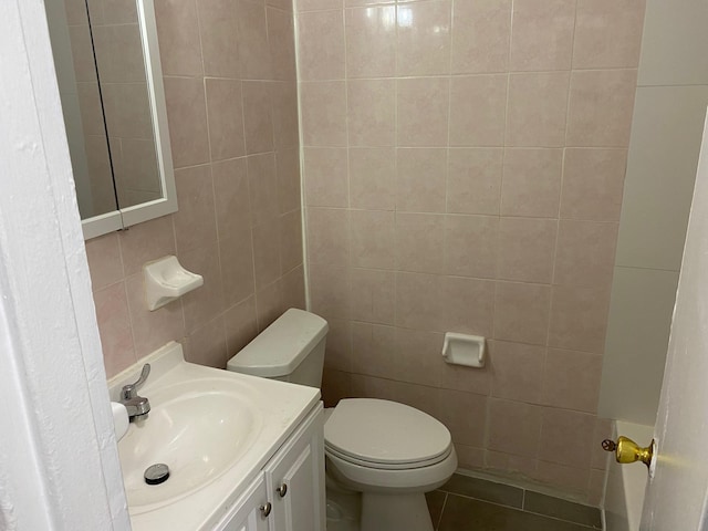 644 Autumn Ave, Brooklyn, NY 11208 - half bath featuring tile walls, tile patterned floors, and vanity