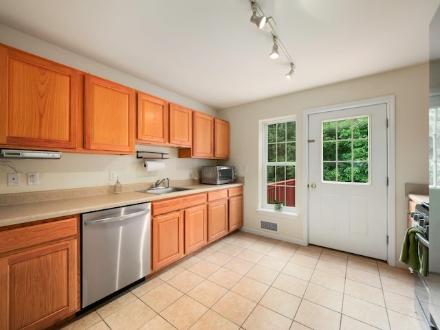 249 Pinebrook Dr, Hyde Park, NY 12538 - photo 10