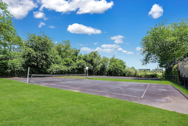 2850 Reeve Rd, Mattituck, NY 11952 - view of tennis court