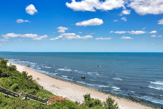 2850 Reeve Rd, Mattituck, NY 11952 - water view with nearby beach
