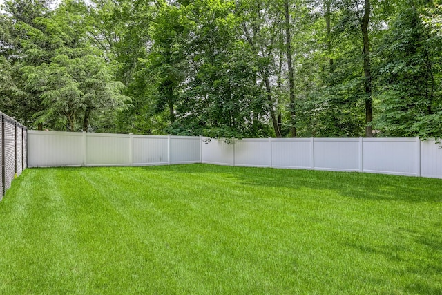 21 Dale Rd, Monsey, NY 10952 - view of yard
