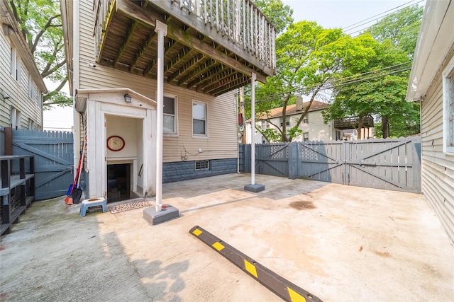 124-01 9th Ave, College Point, NY 11356 - view of patio featuring a gate