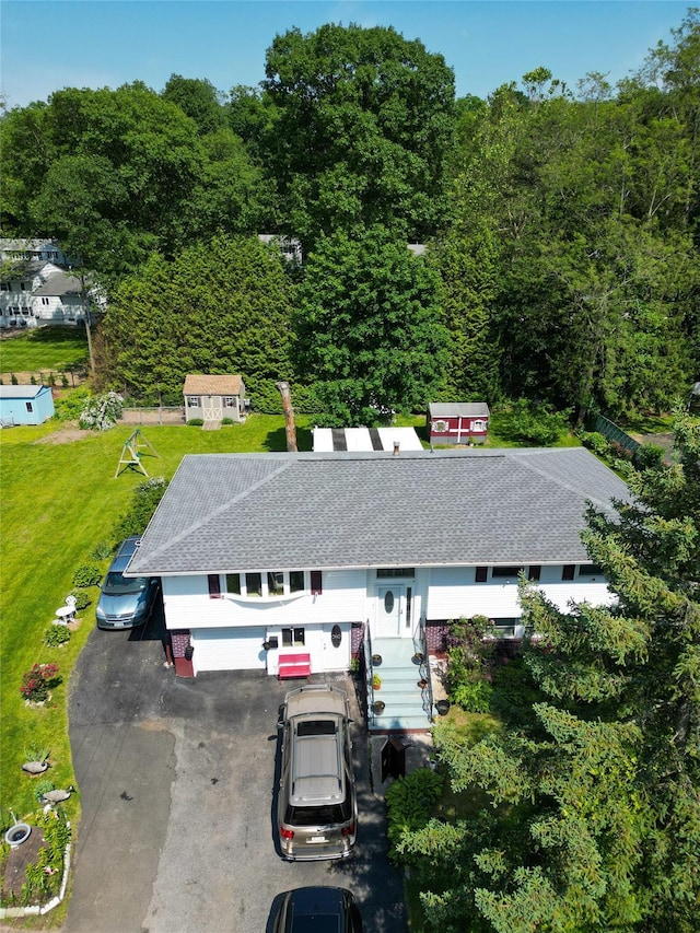 188 N Middletown Rd, Nanuet, NY 10954 - view from above of property with a forest