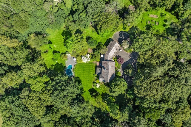 24 Wellington Rd, Locust Valley, NY 11560 - aerial view