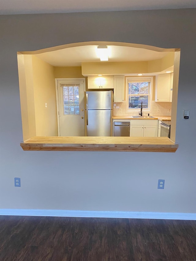 36 Washington Pl, Newburgh, NY 12550 - photo 5