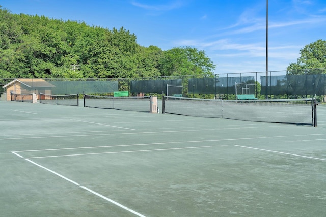 27110 Grand Central Pkwy Unit 11A, Floral Park, NY 11005 - view of tennis court