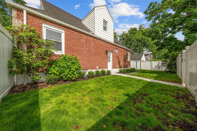 1779 Aladdin Ave, New Hyde Park, NY 11040 - view of yard