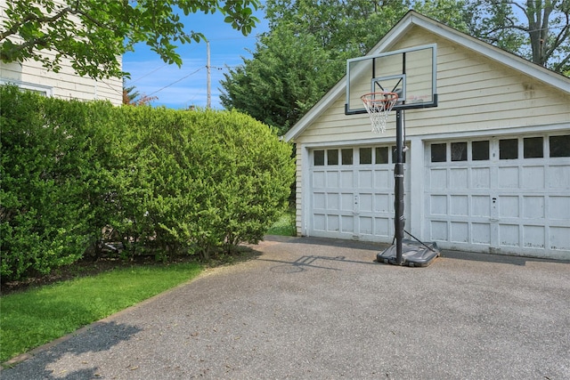 58 Garden St, Garden City, NY 11530 - view of detached garage
