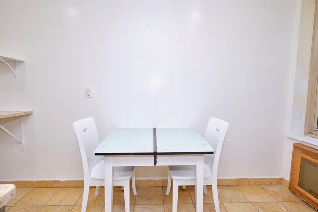 67-25 Clyde St Unit 2L, Forest Hills, NY 11375 - dining room with baseboards
