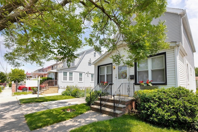 13325 120th St, South Ozone Park, NY 11420 - view of dutch colonial