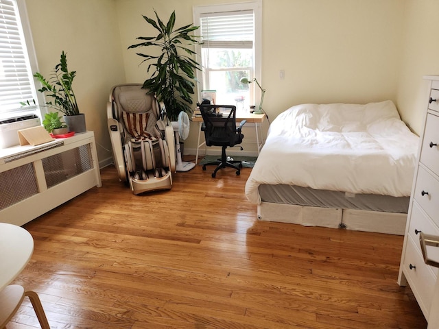 4360 Auburndale Ln, Flushing, NY 11358 - bedroom featuring light wood-style floors