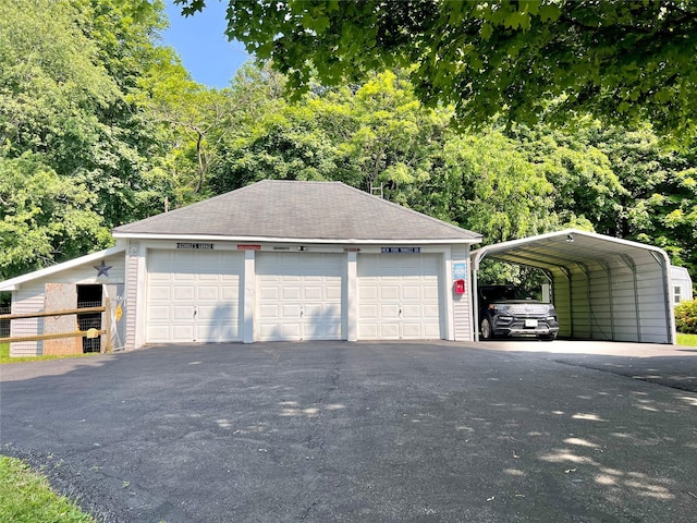 421 Orchard Dr, Wallkill, NY 12589 - view of detached garage