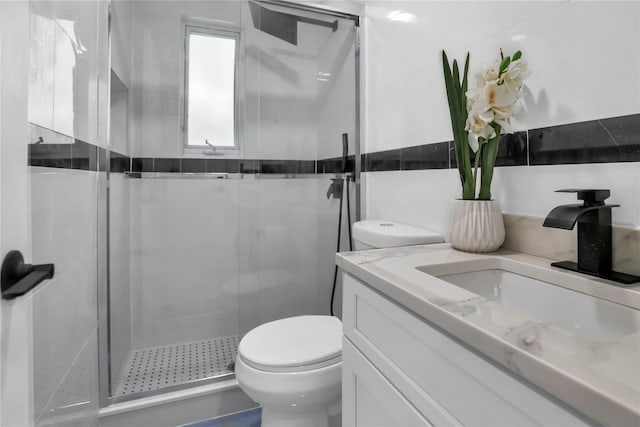 236 Martin Dr, Syosset, NY 11791 - full bathroom with toilet, vanity, and a stall shower